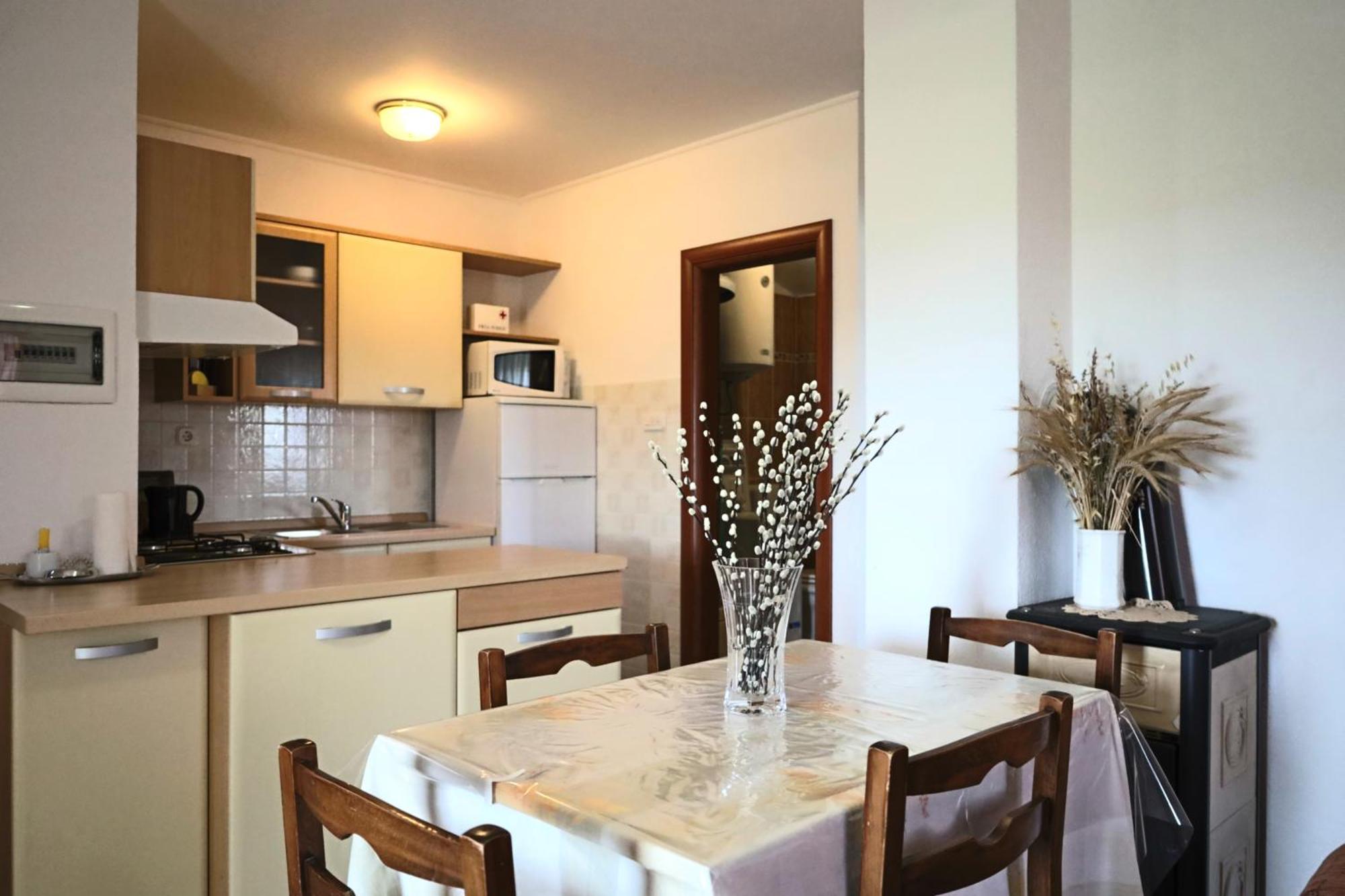 Apartment Zita With 1 Bedroom In Relaxing Surroundings Near Umag Luaran gambar