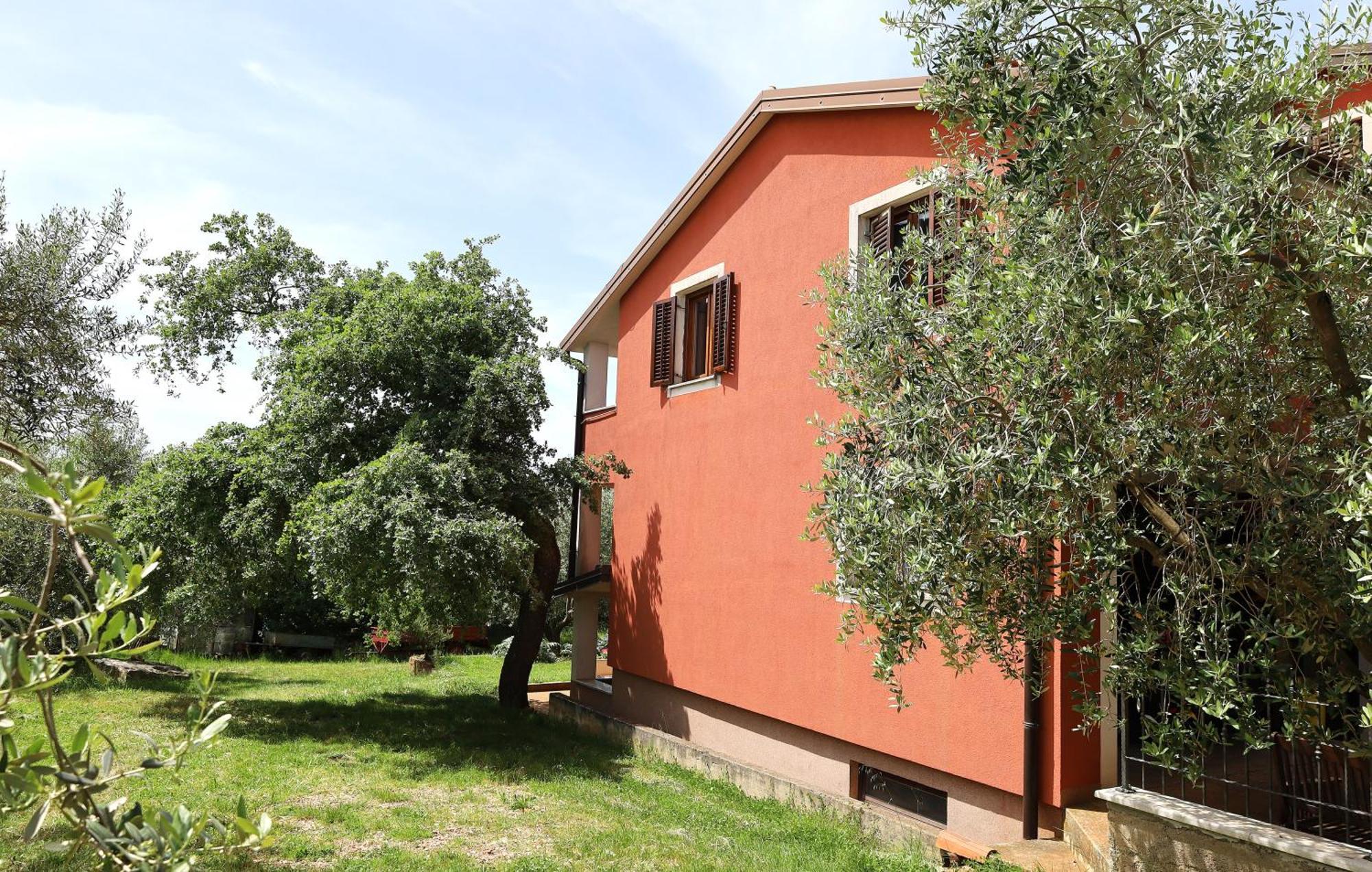 Apartment Zita With 1 Bedroom In Relaxing Surroundings Near Umag Luaran gambar