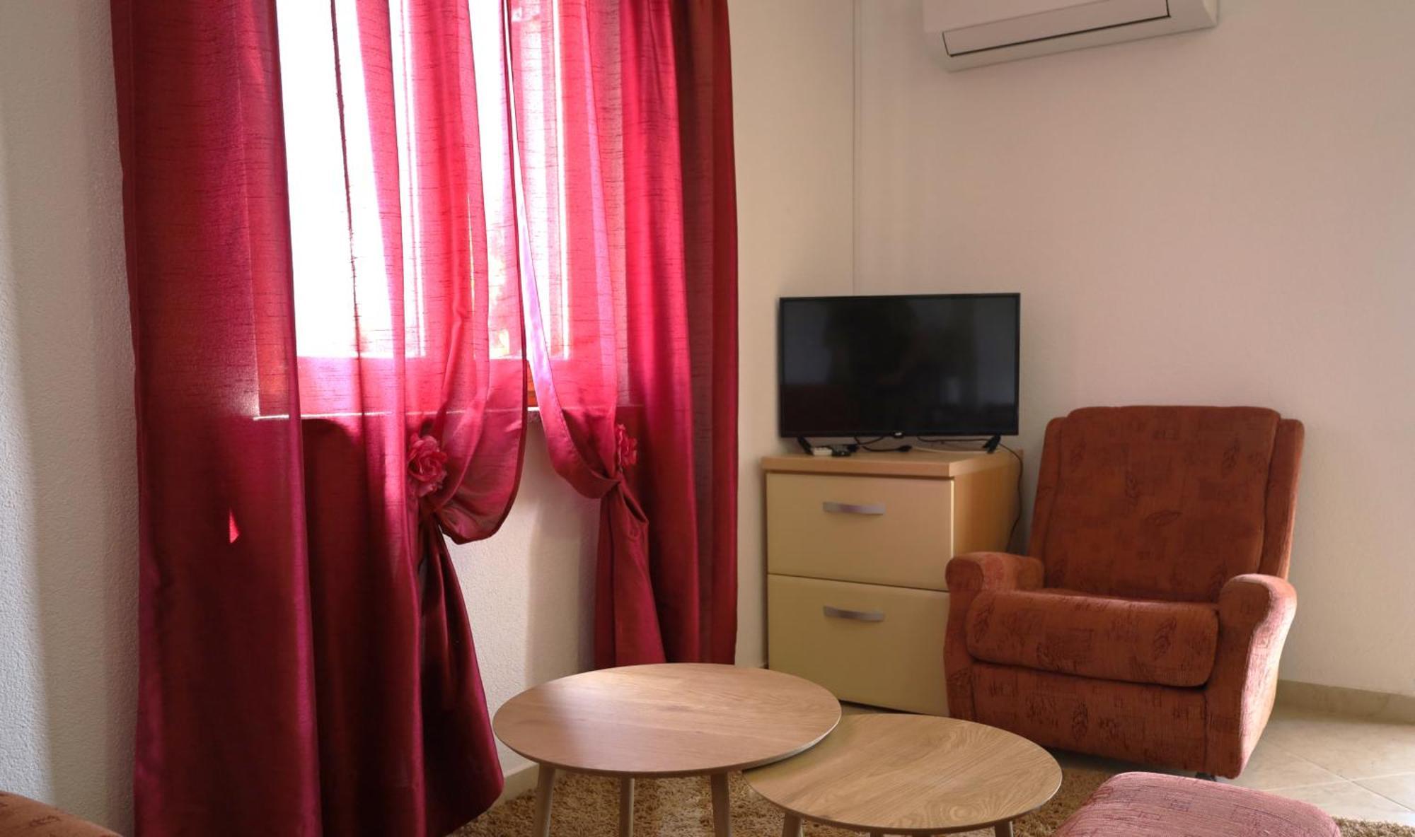 Apartment Zita With 1 Bedroom In Relaxing Surroundings Near Umag Luaran gambar